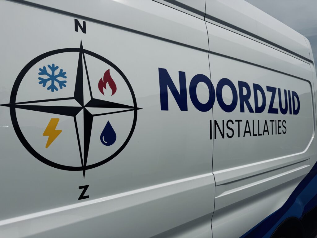 Noord Zuid bestierde bus Chekz